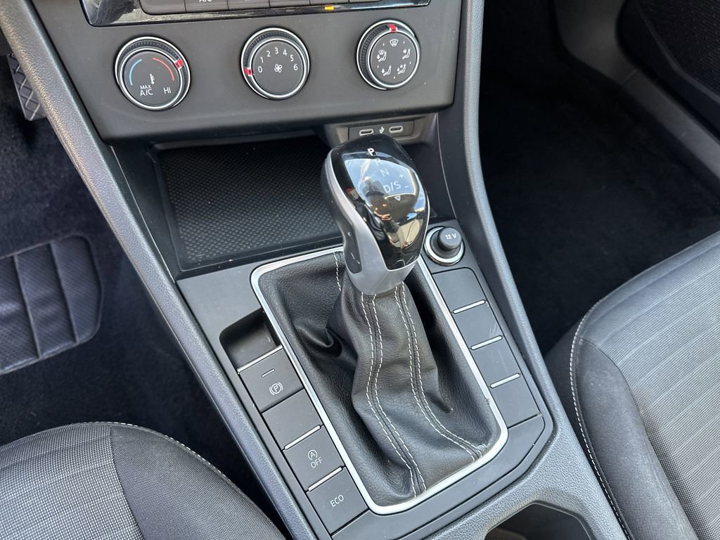 Used 2024 Volkswagen Jetta S image 30