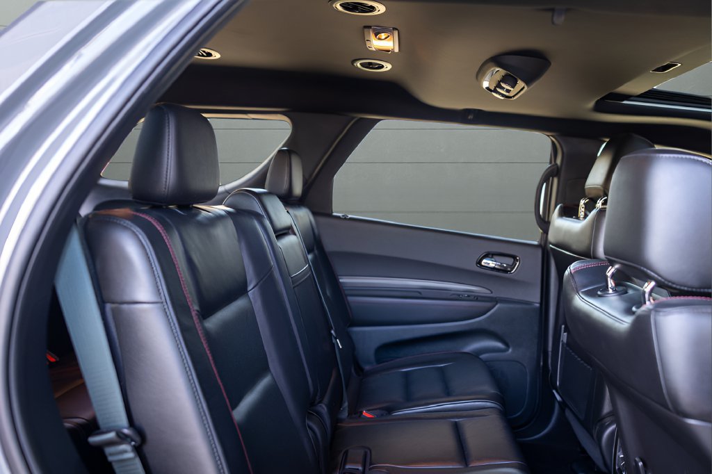 Used 2022 Dodge Durango R/T w/ Blacktop Package AWD/4WD image 68