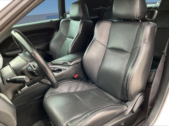Used 2017 Dodge Challenger R/T Scat Pack RWD image 21