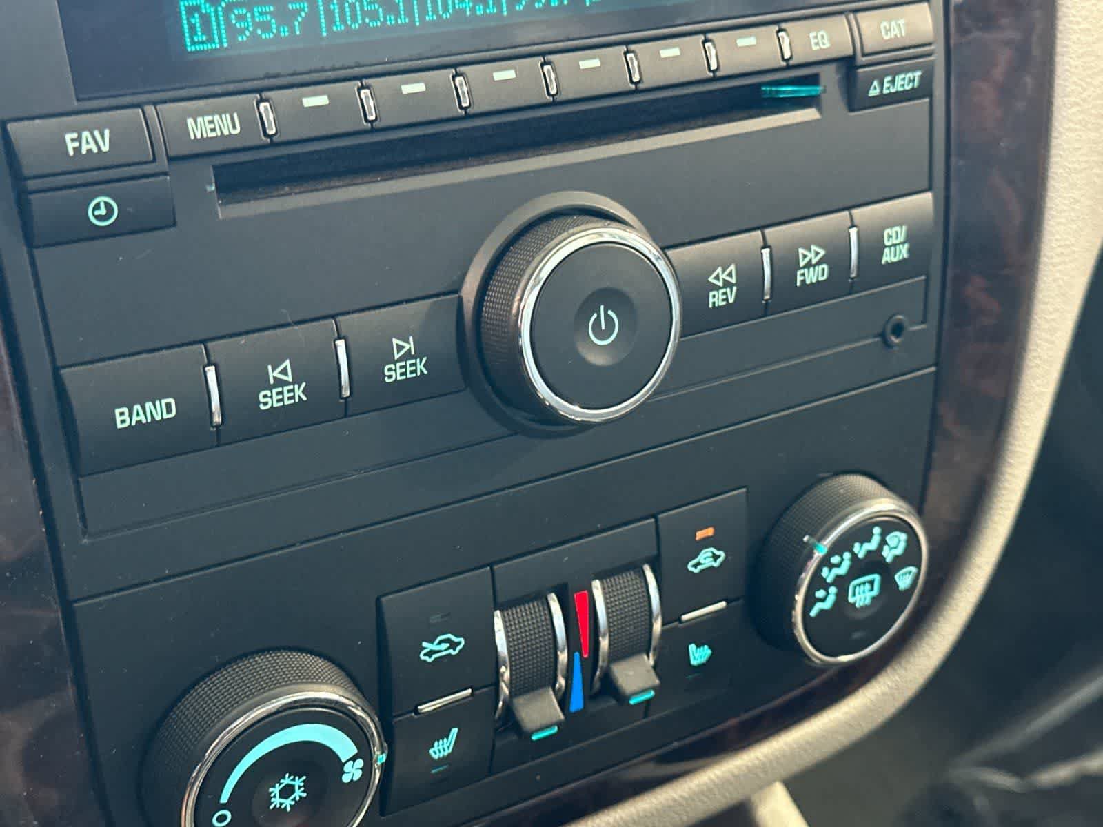 Used 2014 Chevrolet Impala LTZ FWD image 19