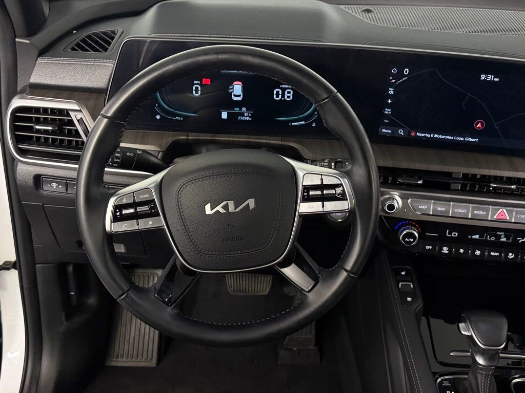 Used 2024 Kia Telluride EX w/ EX Captain's Chair Package FWD image 14