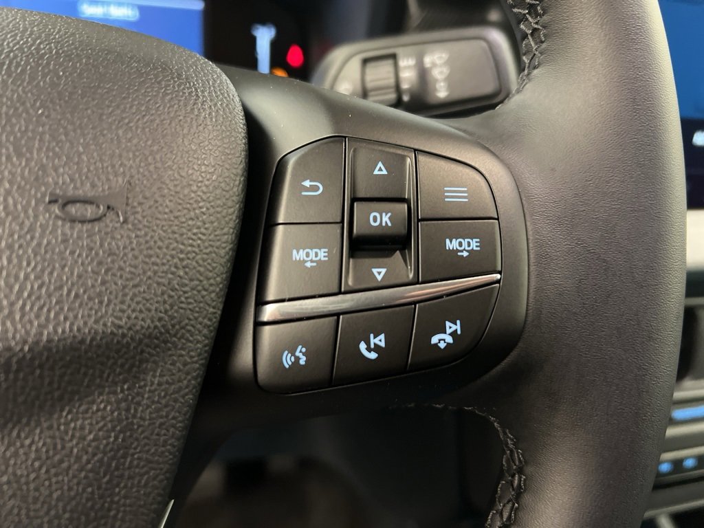 New 2025 Ford Maverick XLT w/ XLT Luxury Package image 17