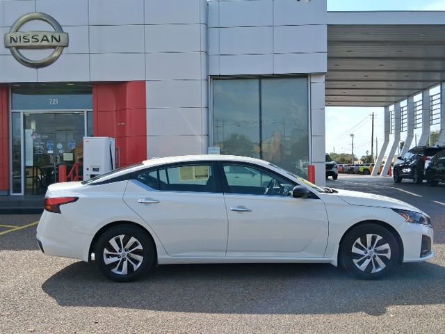 Certified 2025 Nissan Altima 2.5 S FWD image 7