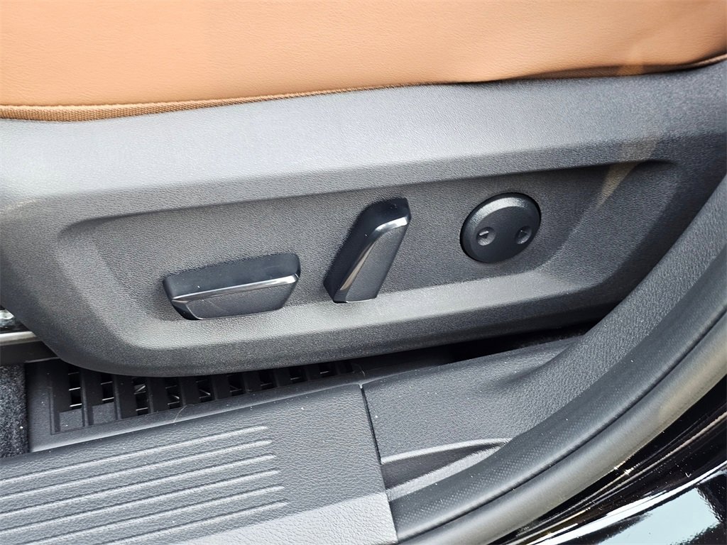 New 2026 Nissan Rogue Platinum image 32