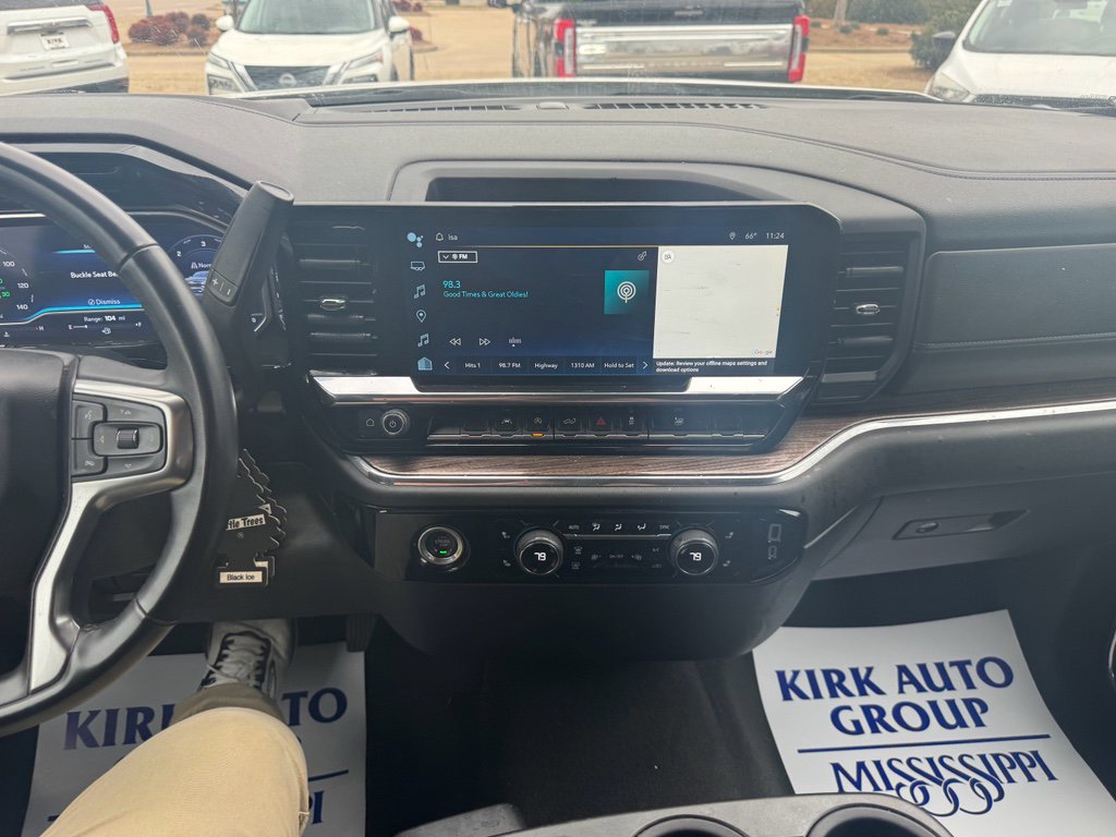 Used 2024 Chevrolet Silverado 1500 LT image 21