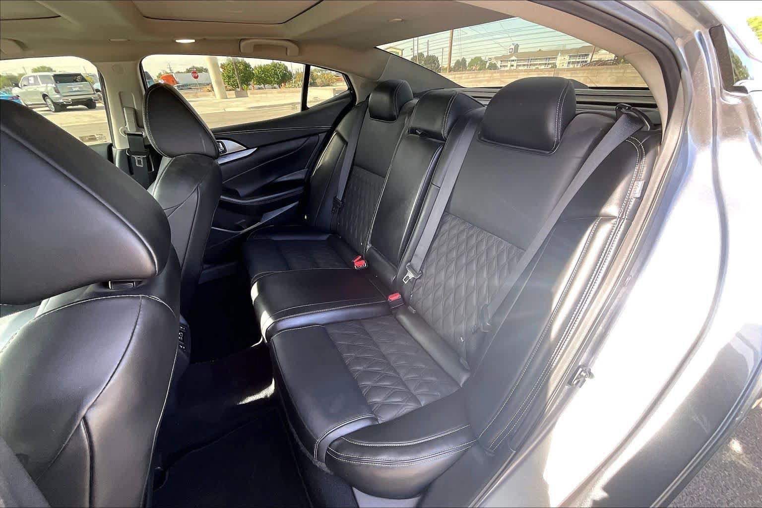 Used 2023 Nissan Maxima Platinum w/ Sport Mat Group FWD image 20