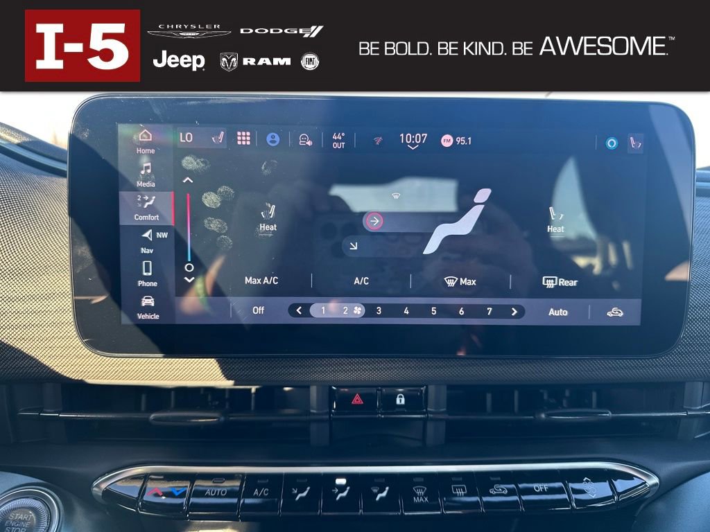 New 2025 FIAT 500 e image 11