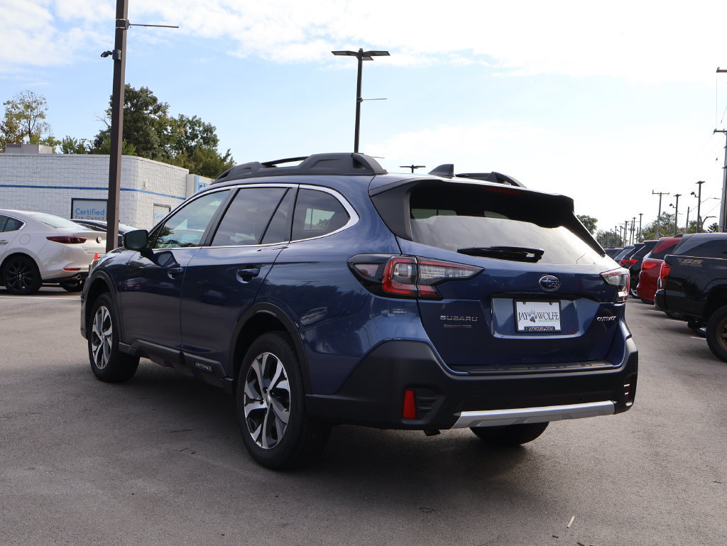Used 2022 Subaru Outback Limited AWD/4WD image 5