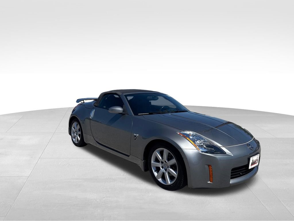 Used 2005 Nissan 350Z Touring RWD image 8