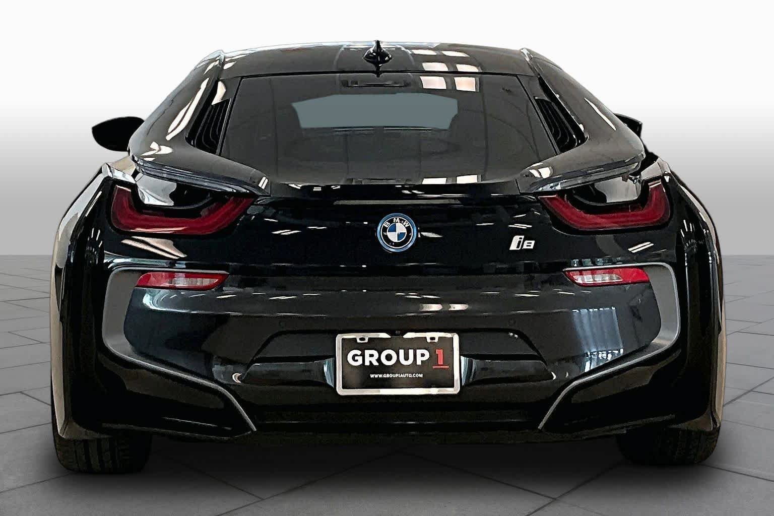 Used 2019 BMW i8 Coupe AWD/4WD image 4