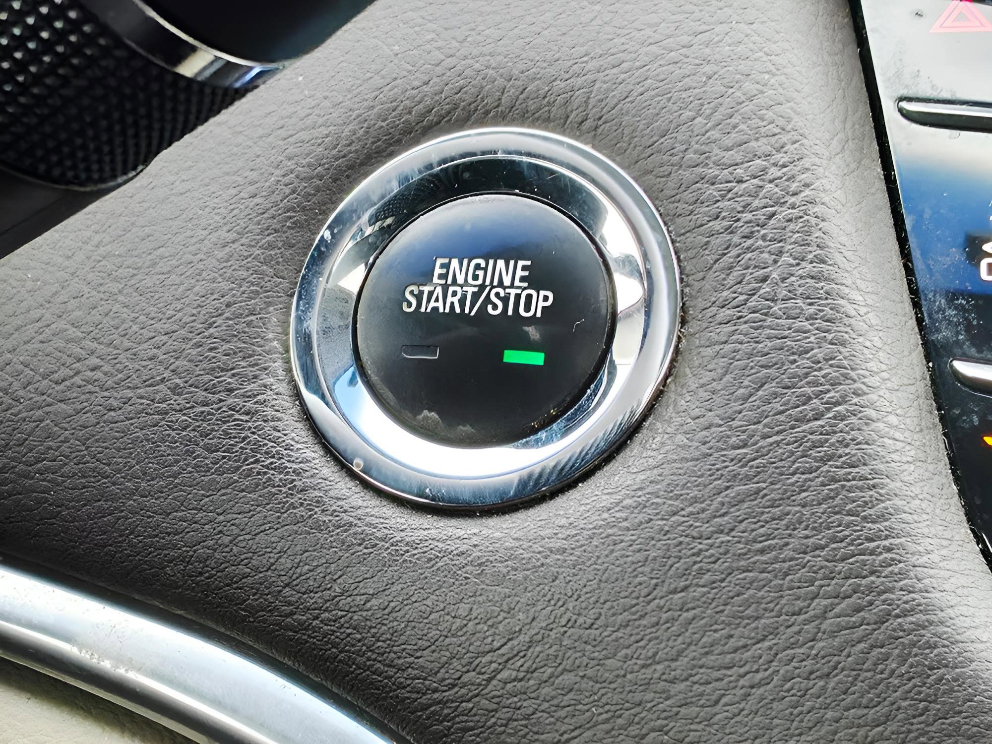 Used 2015 Cadillac XTS Premium image 29