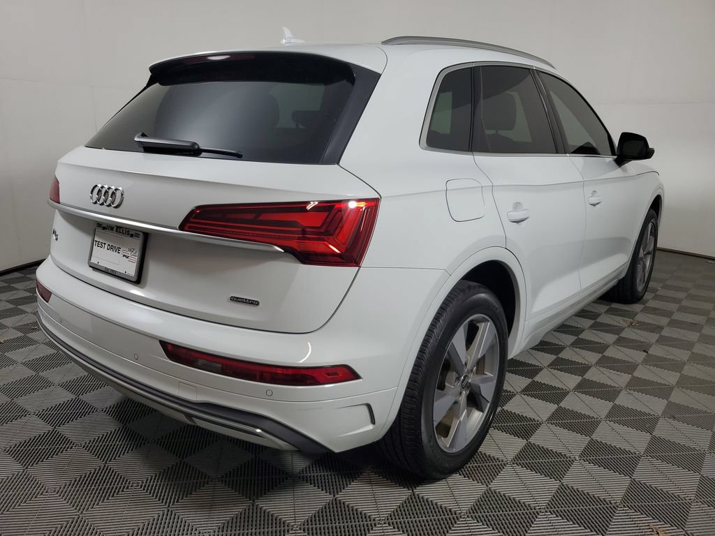 Used 2023 Audi Q5 2.0T Premium Plus w/ Premium Plus Package AWD/4WD image 6