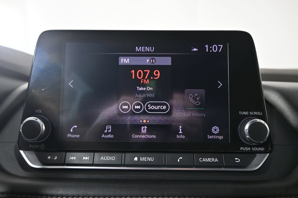 Used 2022 Nissan Rogue SV AWD/4WD image 28
