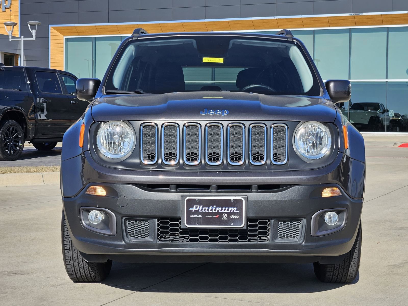 Used 2017 Jeep Renegade Latitude w/ Safety & Security Group (ALP) image 7