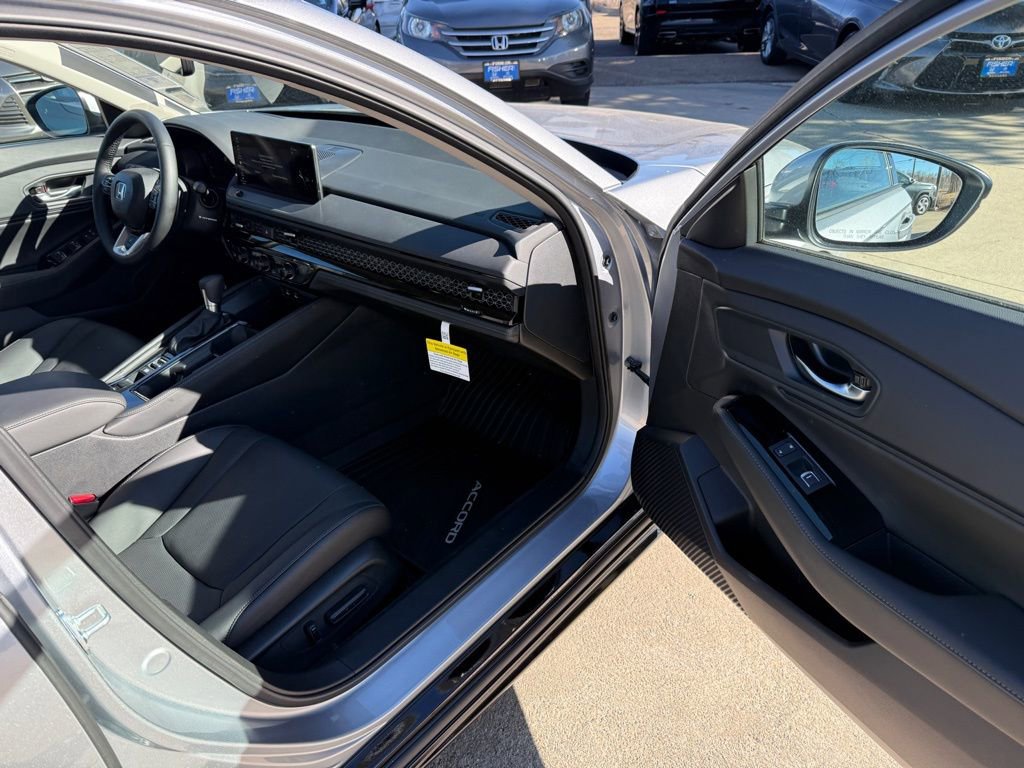 Certified 2025 Honda Accord Touring image 18