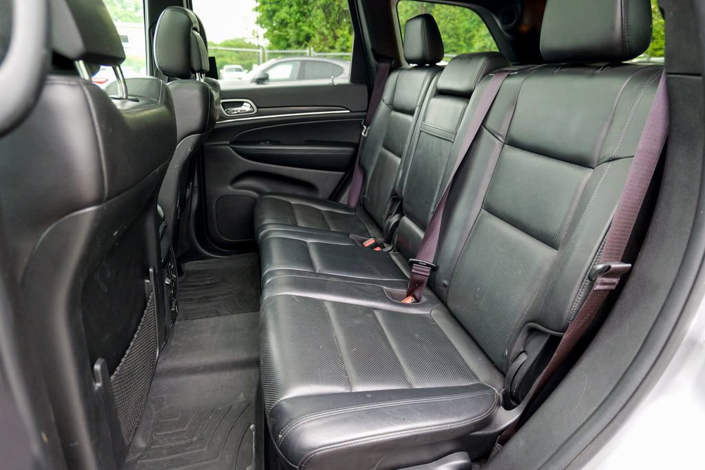 Used 2019 Jeep Grand Cherokee Limited w/ Luxury Group II AWD/4WD image 29