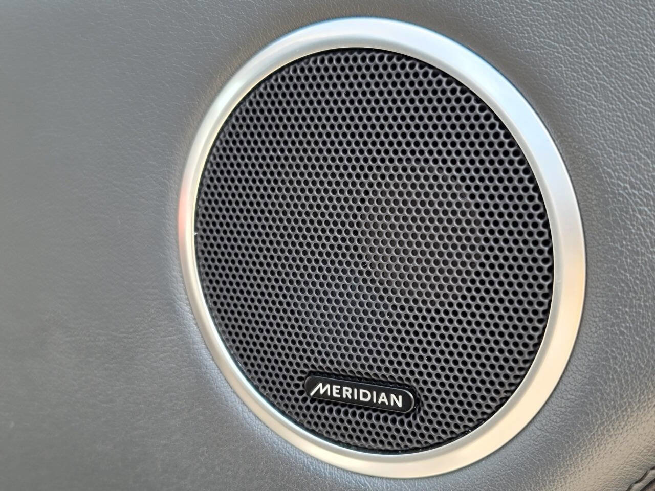 Used 2015 Land Rover Range Rover Sport Supercharged image 16