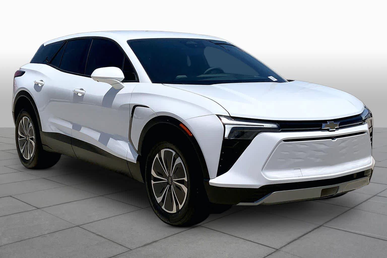 New 2026 Chevrolet Blazer EV LT FWD image 3