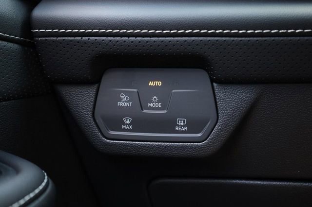New 2026 Volkswagen Atlas SE image 22