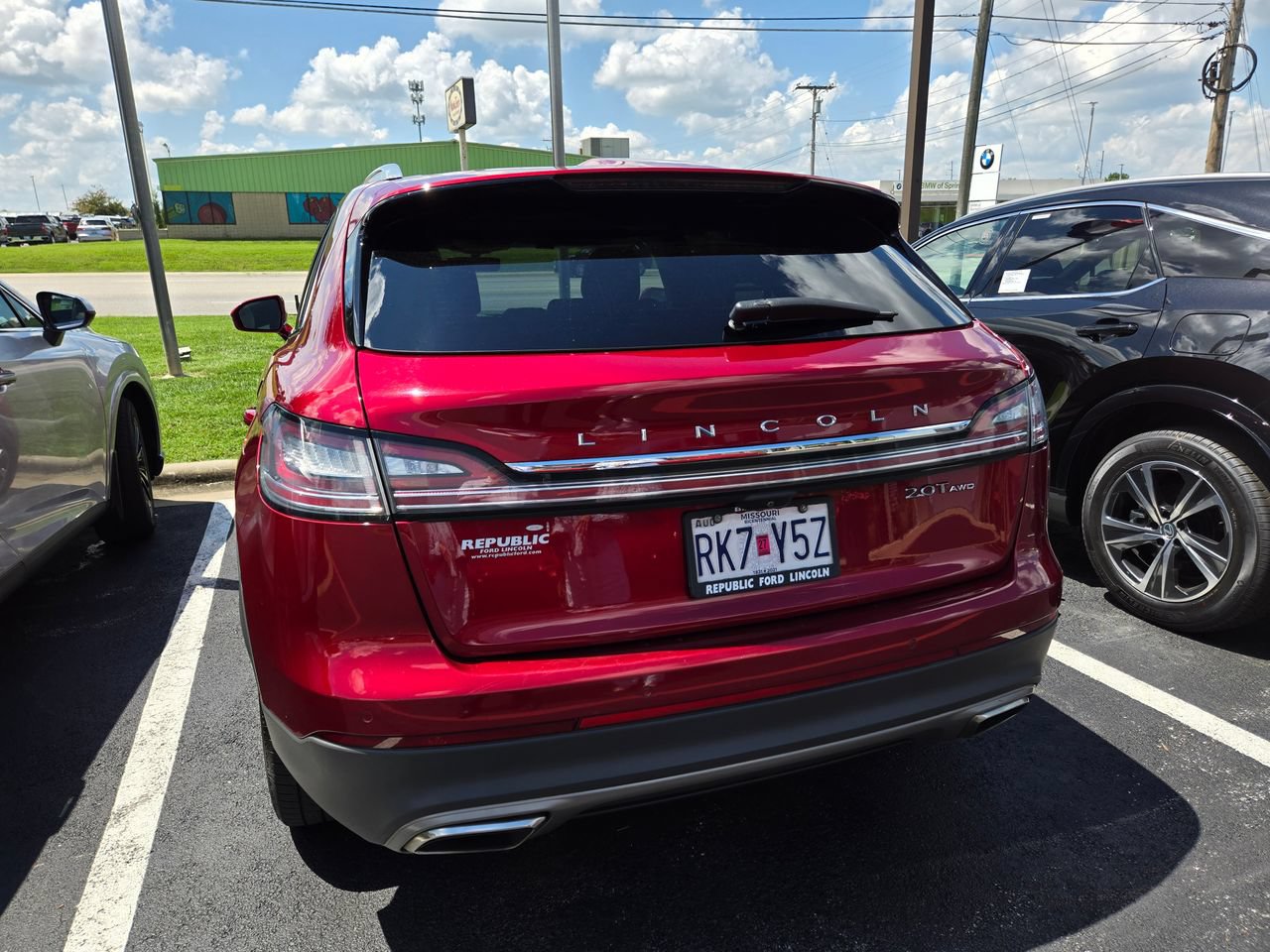 Used 2019 Lincoln Nautilus Select AWD/4WD image 1