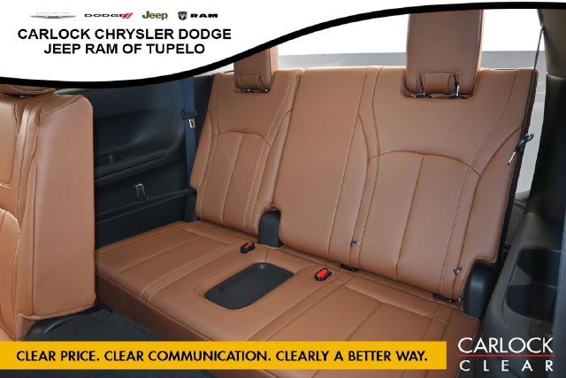 Used 2023 INFINITI QX60 Sensory w/ Cargo Package AWD/4WD image 30