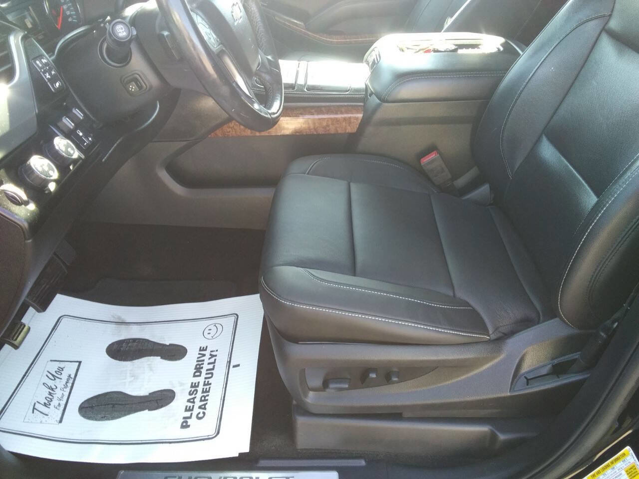 Used 2018 Chevrolet Suburban Premier image 23