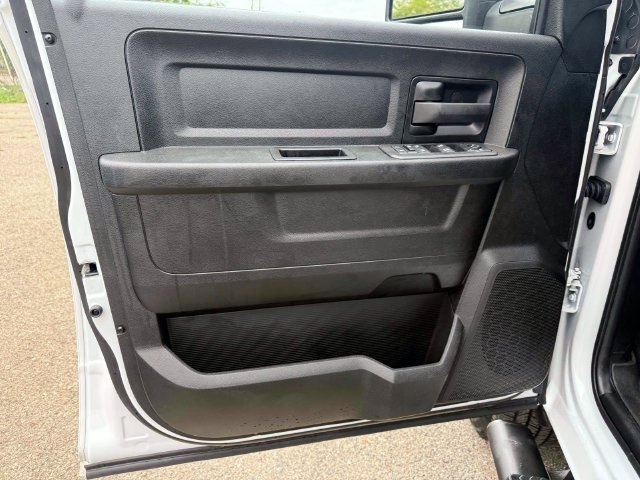 Used 2026 RAM 3500 Tradesman AWD/4WD image 17