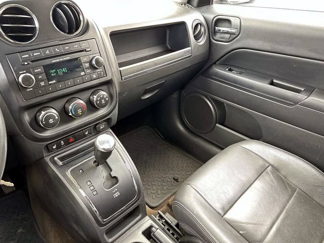 Used 2015 Jeep Patriot High Altitude AWD/4WD image 15