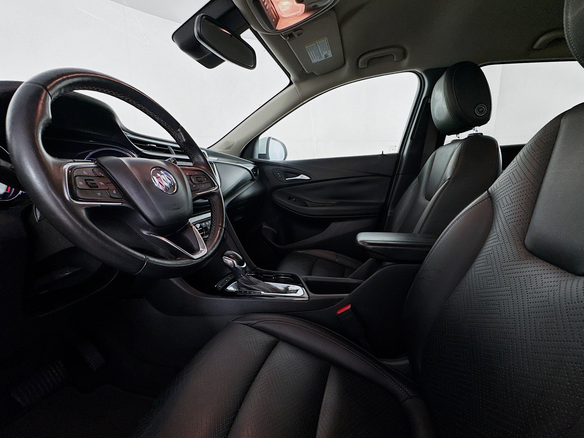 Used 2022 Buick Encore GX Essence FWD image 21