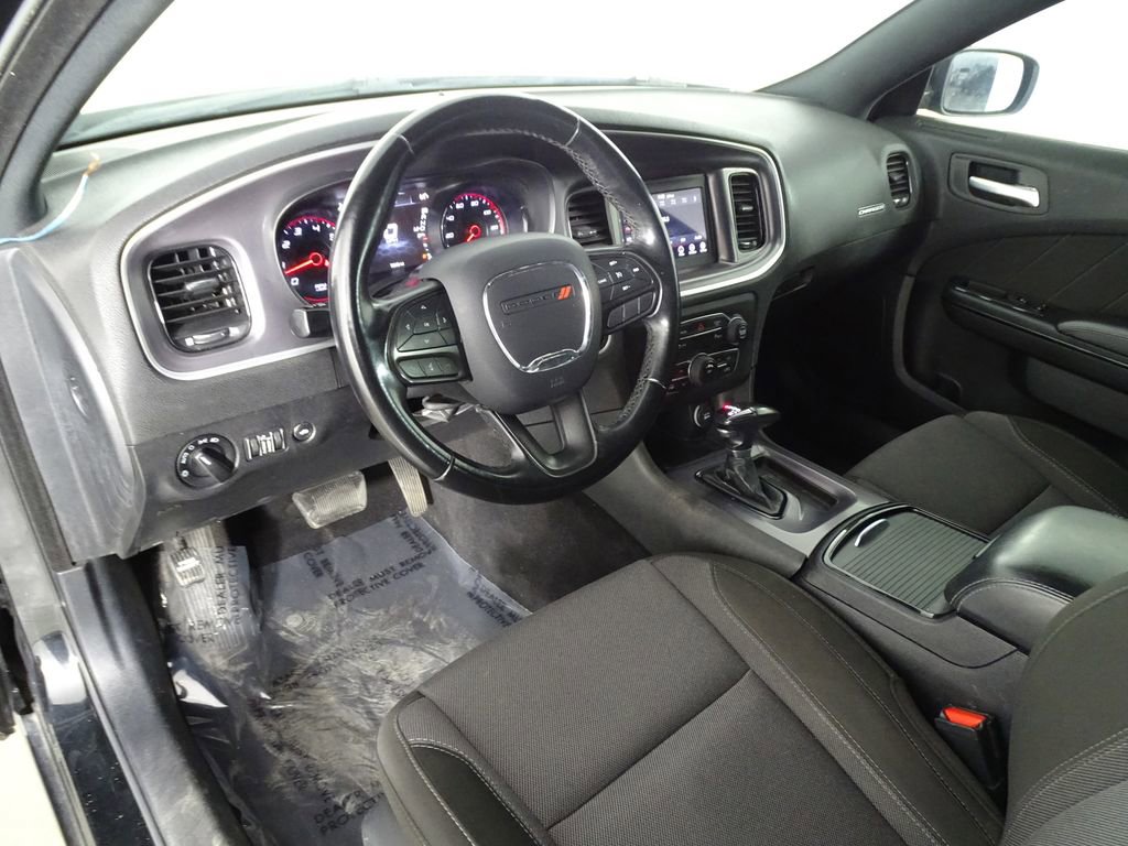 Used 2020 Dodge Charger SXT w/ Blacktop Package image 20