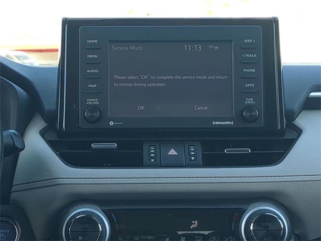 Used 2022 Toyota RAV4 XLE Premium image 18