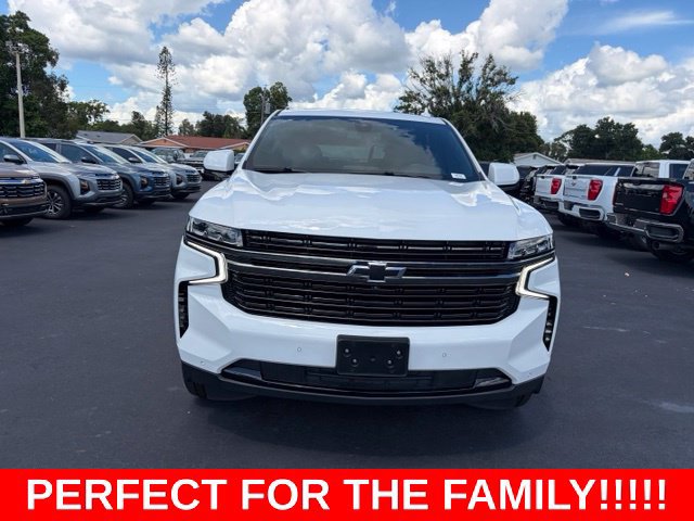 Used 2021 Chevrolet Tahoe RST w/ Luxury Package RWD image 2