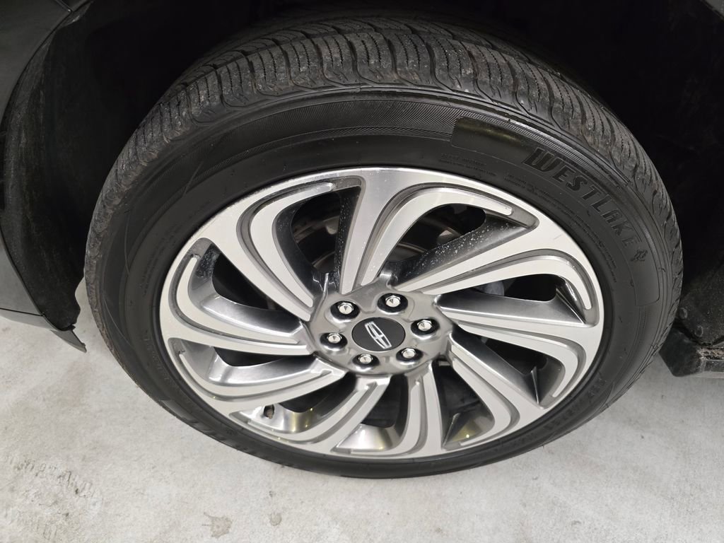 Used 2023 Lincoln Navigator L Reserve AWD/4WD image 10