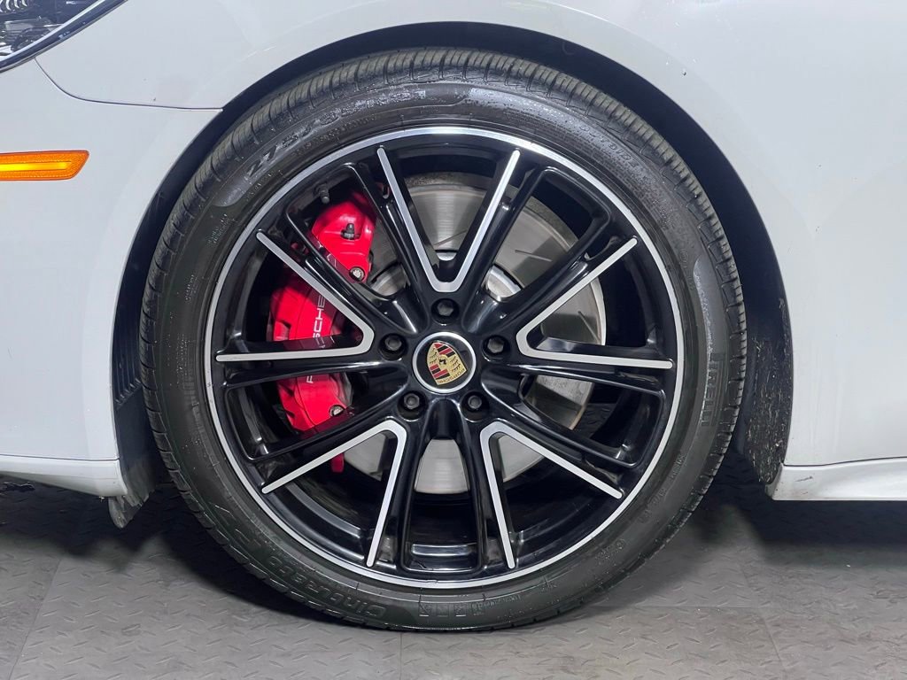 Certified 2022 Porsche Panamera GTS AWD/4WD image 11