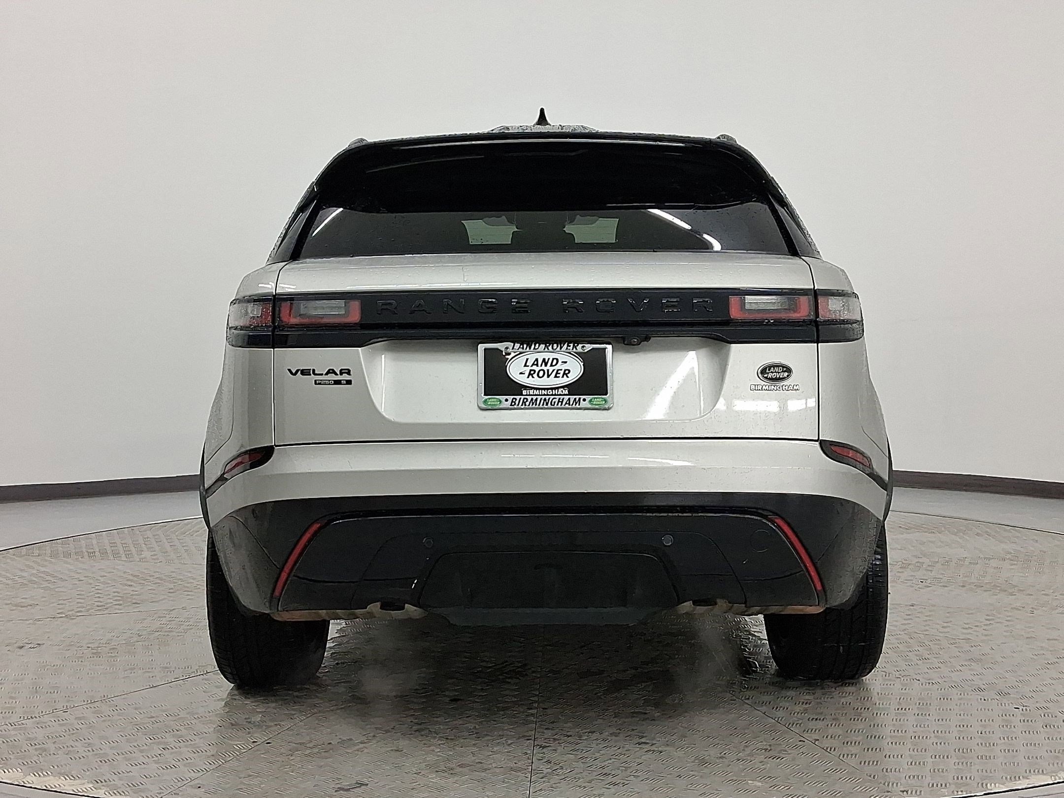 Used 2020 Land Rover Range Rover Velar R-Dynamic S image 10