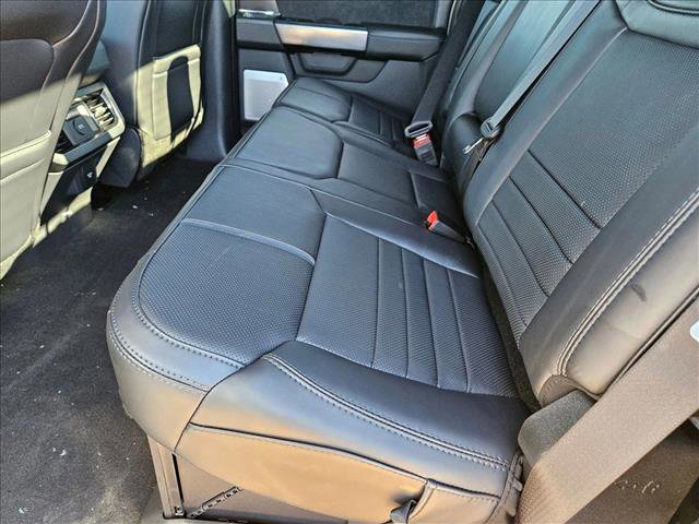 New 2026 Ford F250 Platinum w/ Tremor Off-Road Package AWD/4WD image 16