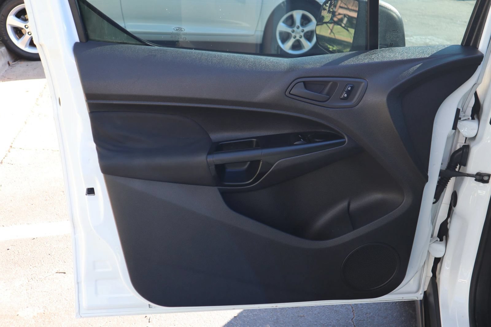Used 2018 Ford Transit Connect XL FWD image 7