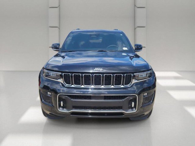 Used 2023 Jeep Grand Cherokee L Overland w/ Rear Seat Video Group I AWD/4WD image 2