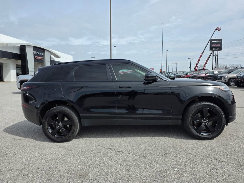 Used 2018 Land Rover Range Rover Velar S image 9