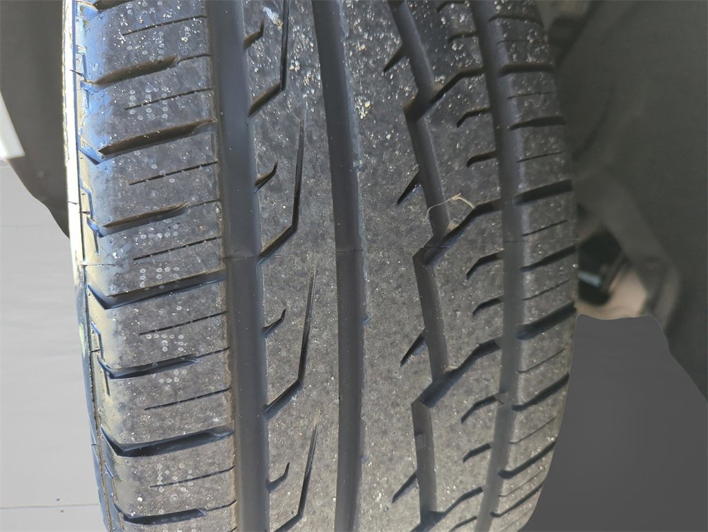 Used 2017 Porsche Cayenne S Platinum image 21