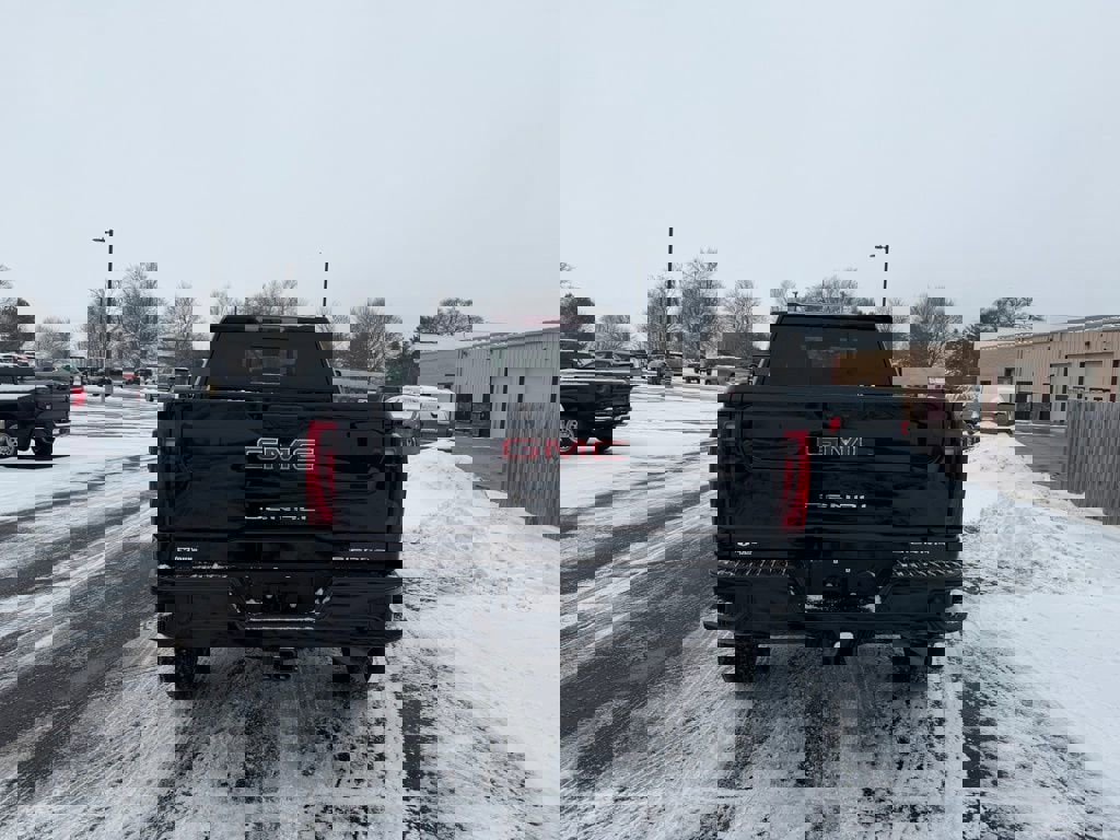 New 2026 GMC Sierra 2500 Denali w/ Denali Reserve Package image 3