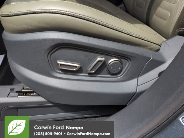 Used 2023 Rivian R1T Adventure AWD/4WD image 12
