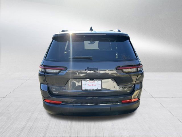 New 2025 Jeep Grand Cherokee L Limited w/ Black Appearance Package image 6
