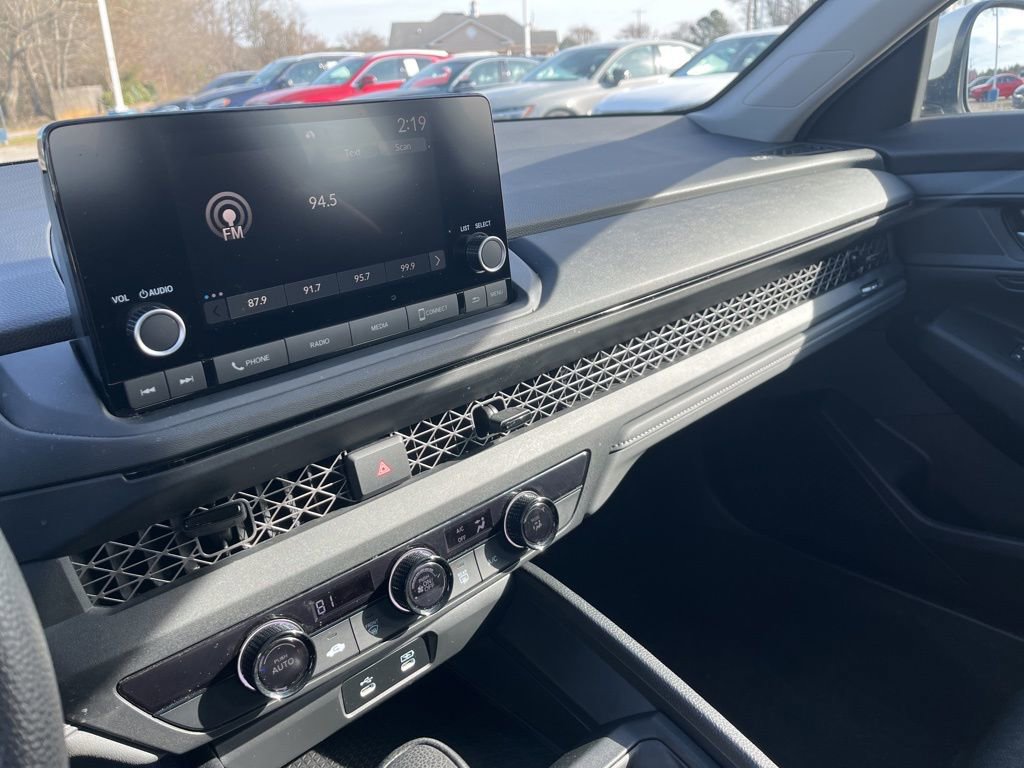 Used 2025 Honda Accord LX image 21