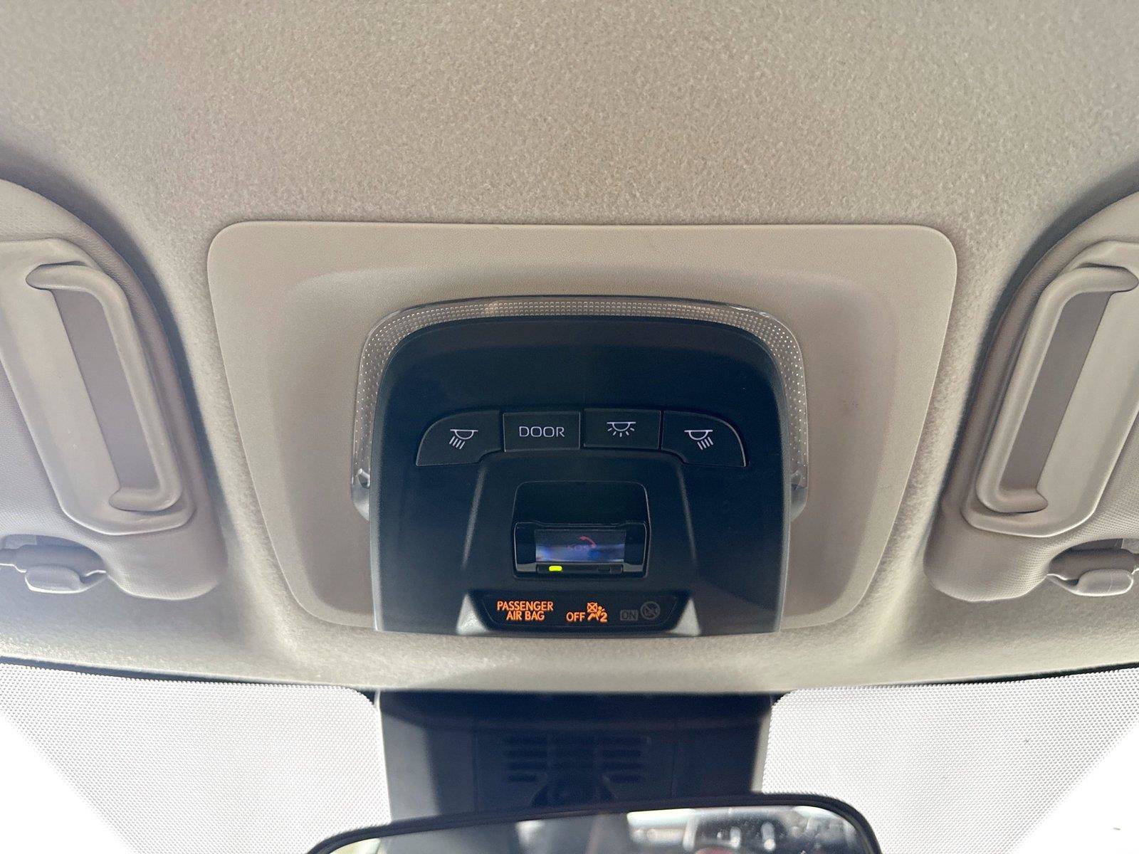 Used 2024 Toyota Corolla LE FWD image 6