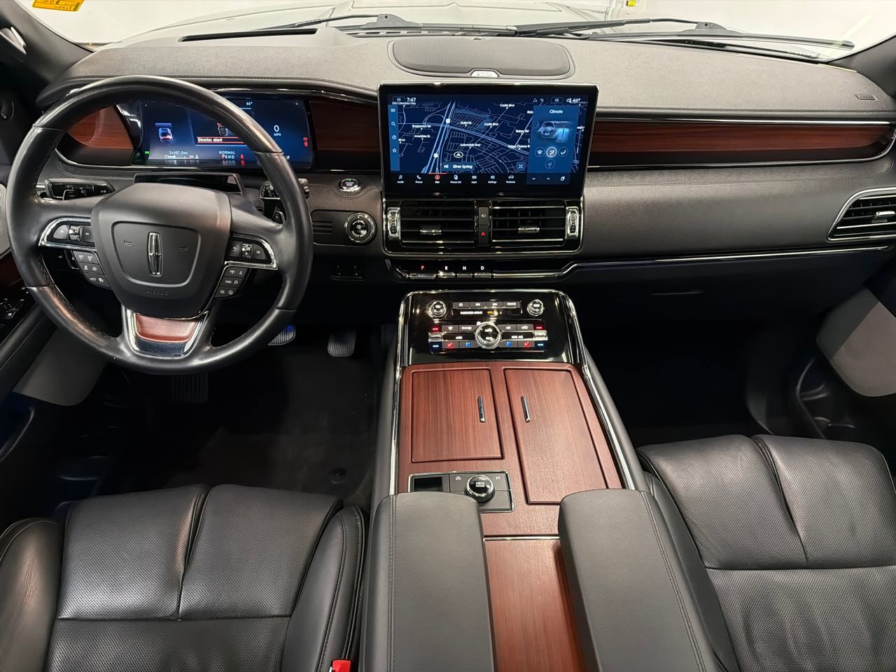 Certified 2023 Lincoln Navigator L Reserve image 23