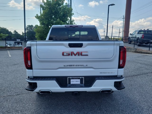 Used 2025 GMC Sierra 1500 Denali w/ Denali Reserve Package AWD/4WD image 5