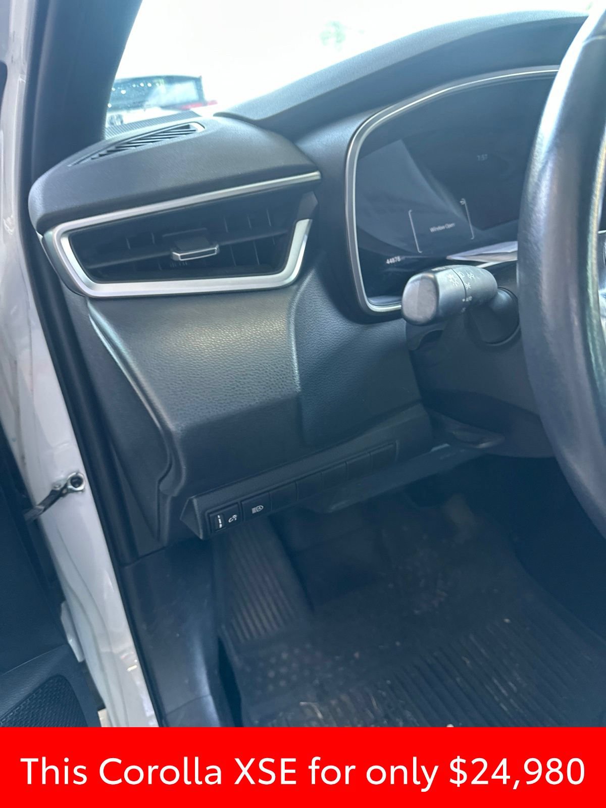 Used 2023 Toyota Corolla XSE FWD image 20
