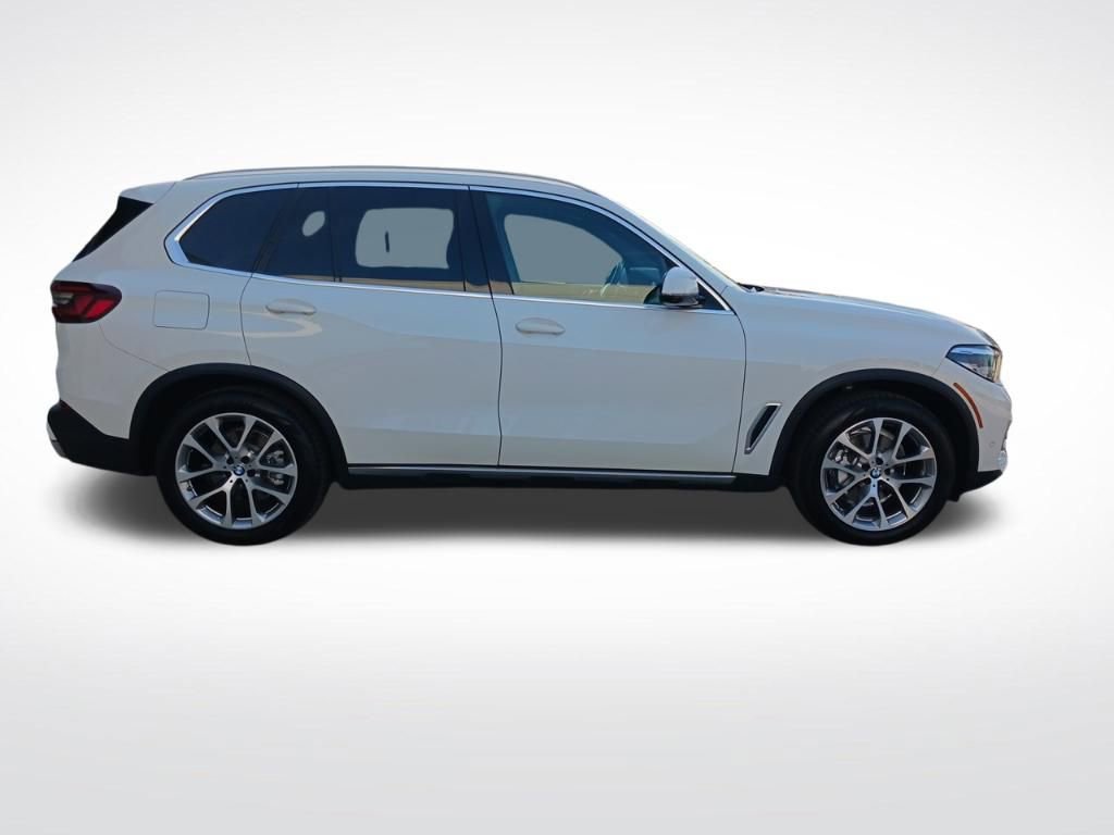 Used 2022 BMW X5 xDrive40i w/ Climate Comfort Package AWD/4WD image 34