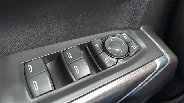 Used 2021 Chevrolet Silverado 1500 LTZ image 16